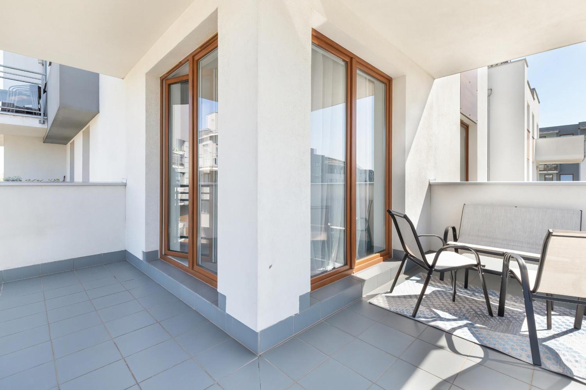 Jasny & Przestronny Apartament Z Balkonem I Parkingiem By Rent Like Home 格丁尼亚 外观 照片